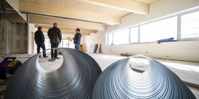 Noch ist das neue Feuerwehrhaus für Bodenheim und Nackenheim eine Baustelle. Doch bis zur zweiten Jahreshälfte soll das Gebäude fertiggestellt sein. Foto: hbz/Stefan Sämmer Noch ist das neue Feuerwehrhaus für Bodenheim und Nackenheim eine Baustelle. Doch bis zur zweiten Jahreshälfte soll das Gebäude fertiggestellt sein. Foto: hbz/Stefan Sämmer
